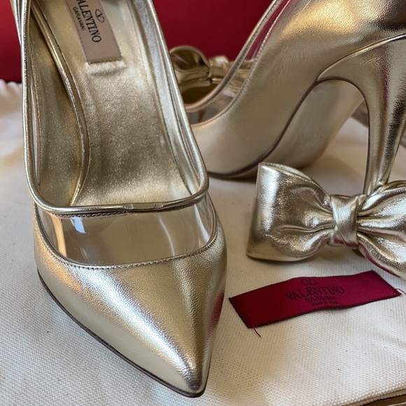 VALENTINO Garavani DollyBow Leather Metallic Pumps - Picture 3 of 12